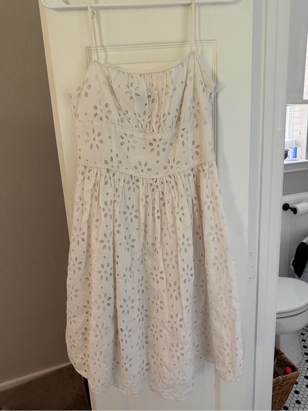 The perfect Eyelet Sundress in white. Size 8. Excellent condition